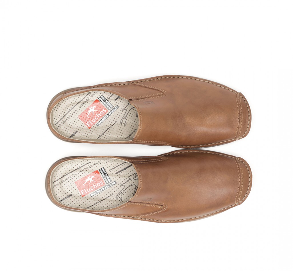 NAUTILUS F0490 Brown Shoe