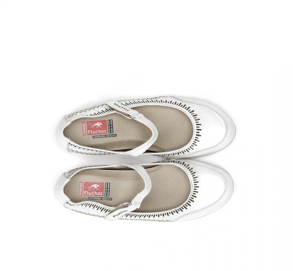 YODA F0502 White Shoe