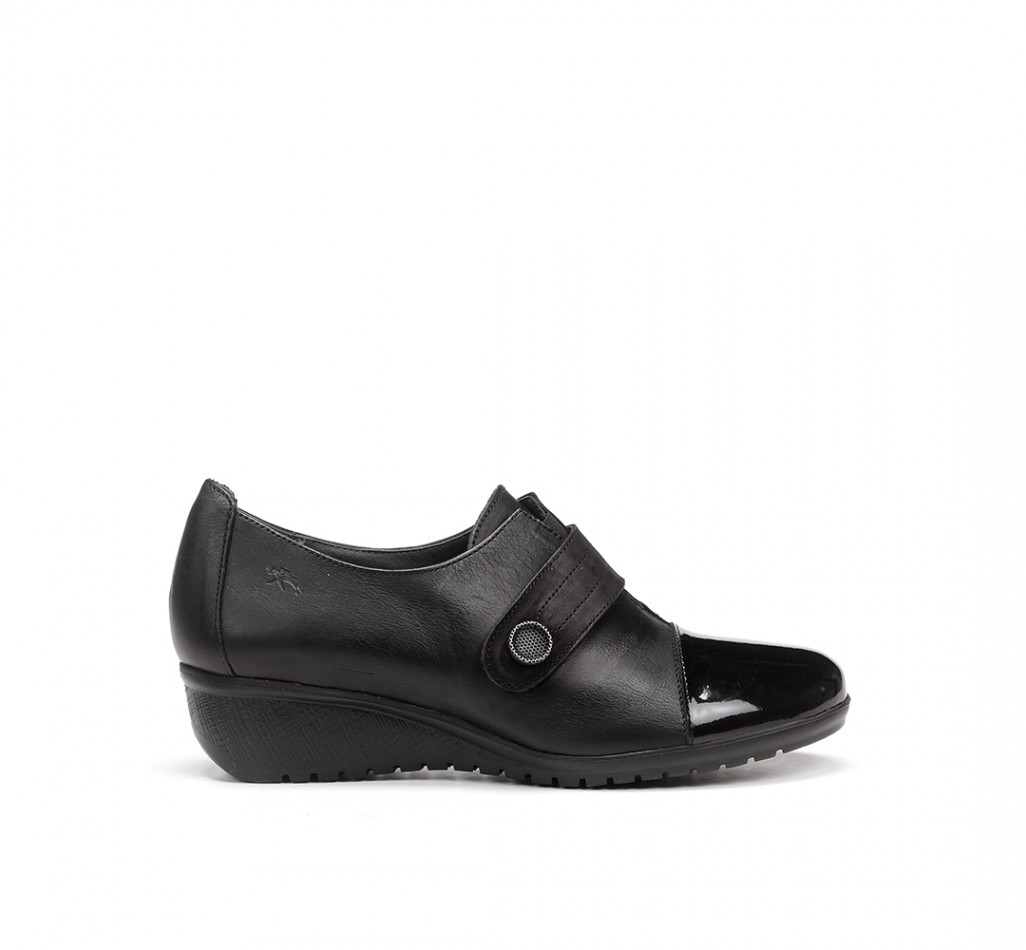 YODA F0381 Black Shoe