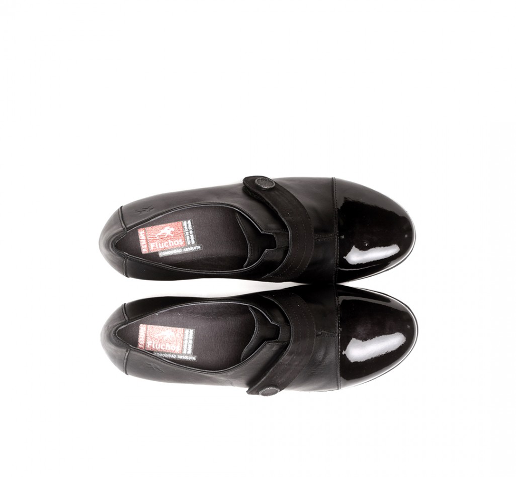 YODA F0381 Black Shoe