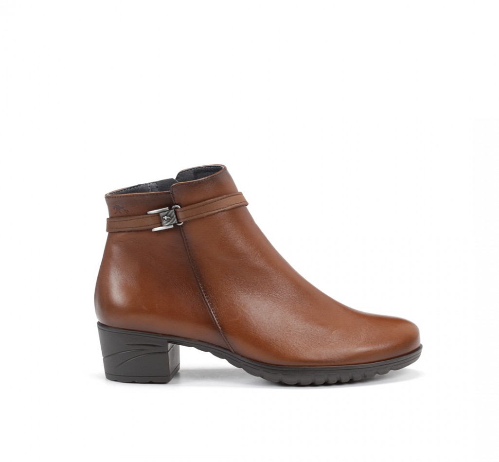 CHARIS F0588 Brown Ankle Boot