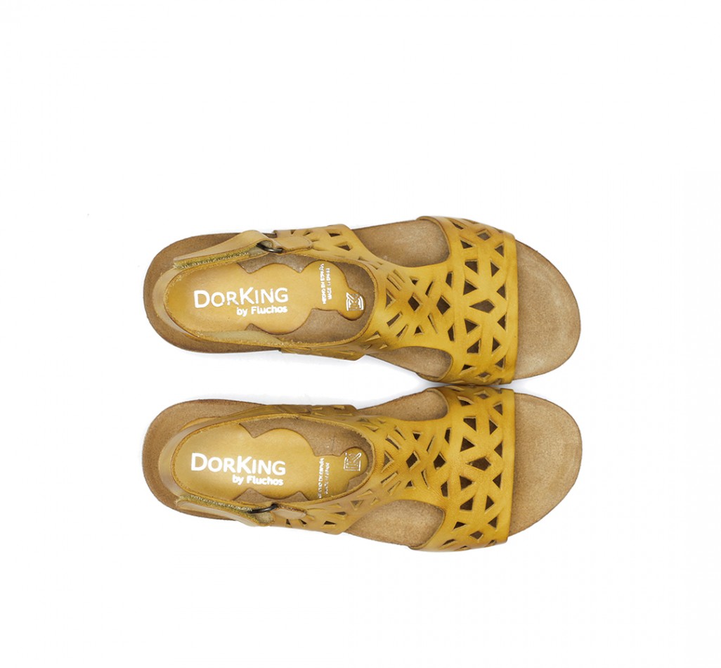 SUMMER D8156 Gelber Sandale