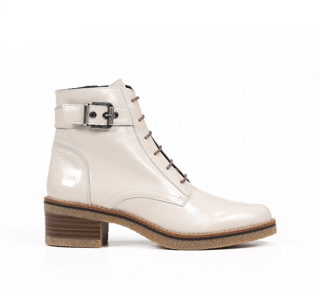 LUCERO D8686 White Ankle Boot