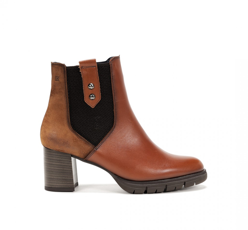 CAMYL D8850 Brown Ankle Boot