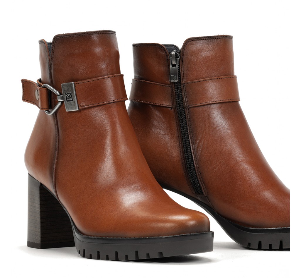 EVIE D8961 Brown Ankle Boot