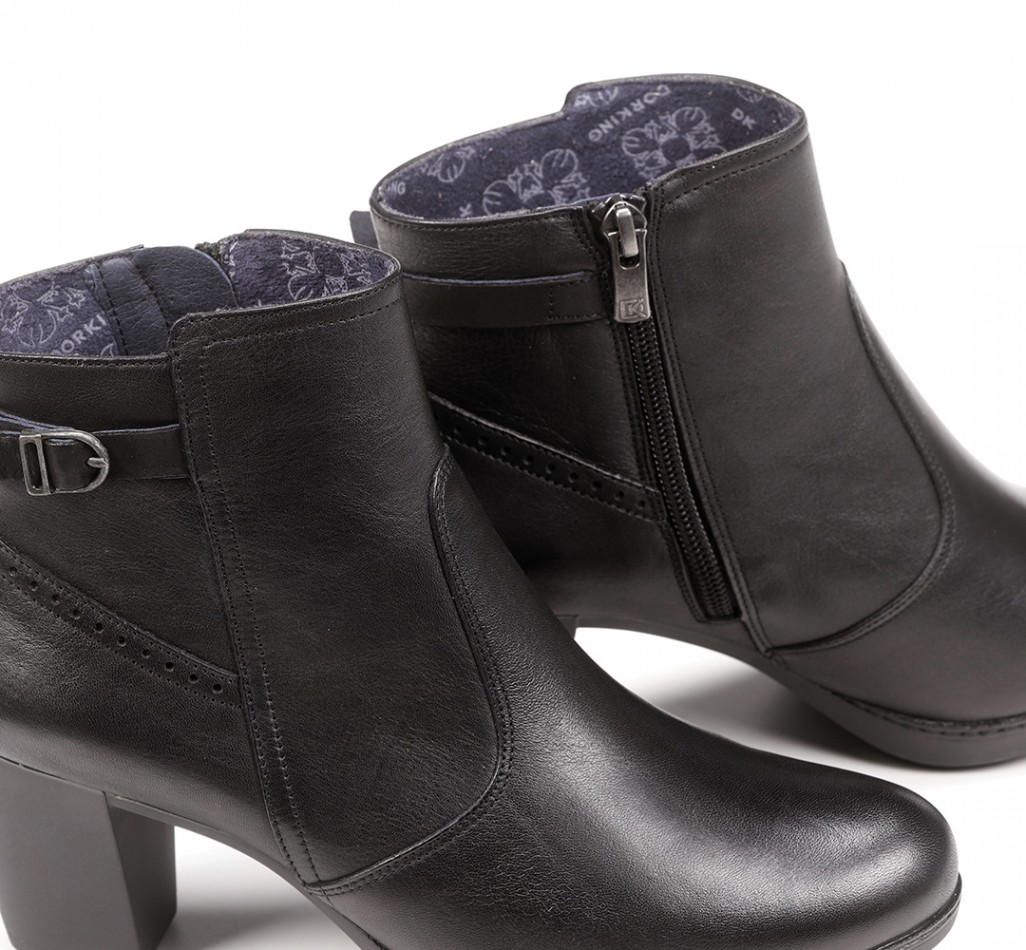 EVELYN D8672 Black Ankle Boot