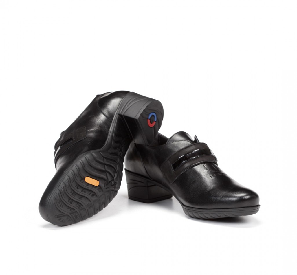 CHARIS F0587 Black Heel Shoe