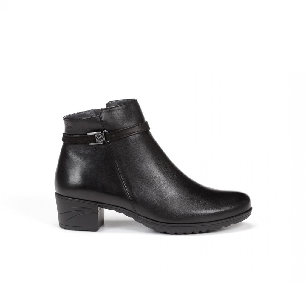 CHARIS F0588 Black Ankle Boot
